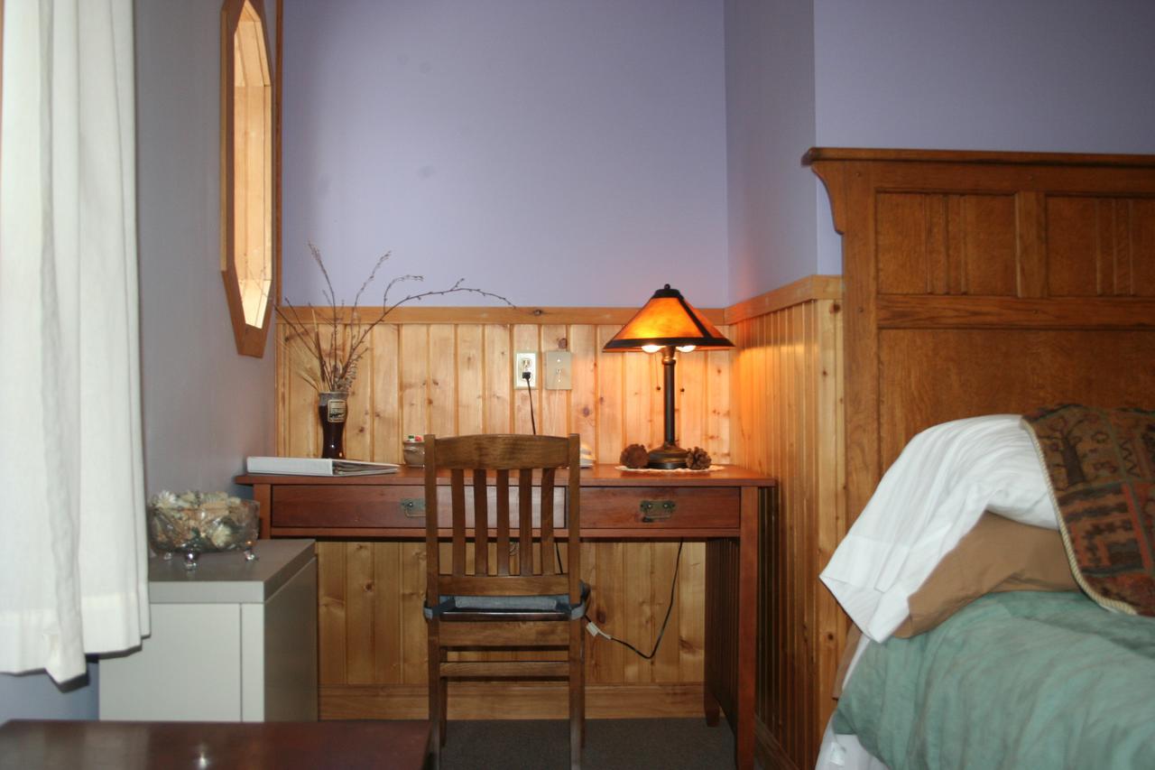Poplar Creek Guesthouse Grand Marais Exterior photo